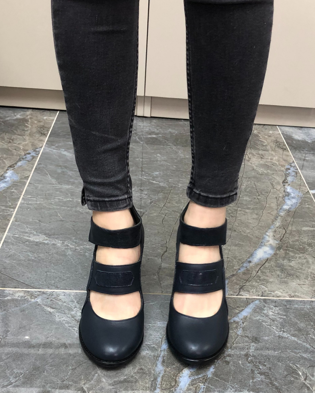Cos 100% Leather Handmade Women's Heeled Shoes