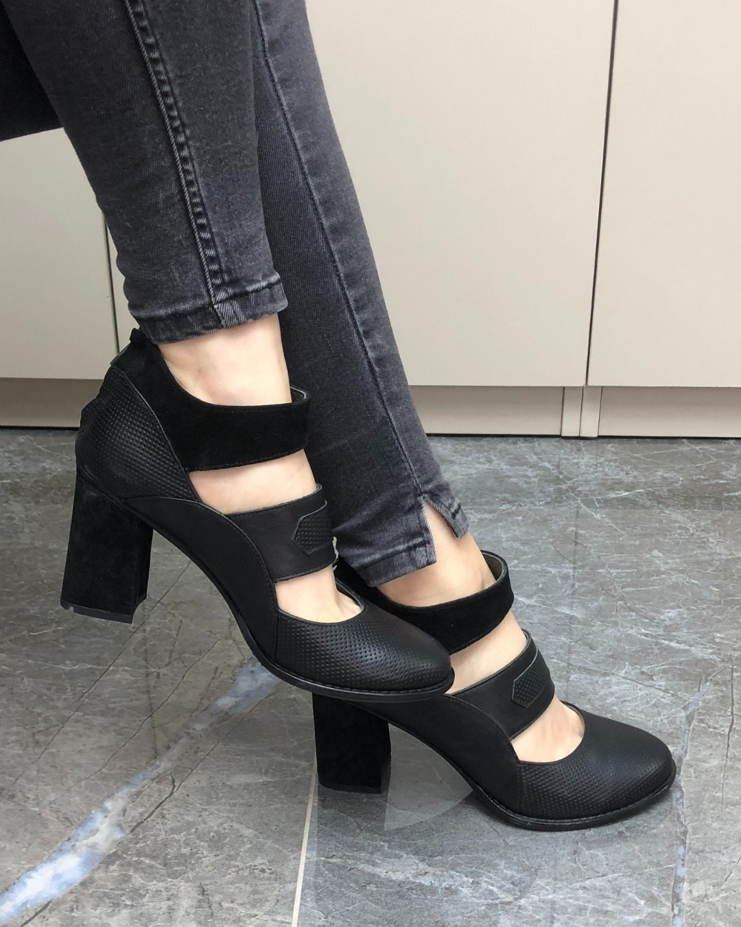 Cos 100% Leather Handmade Women's Heeled Shoes