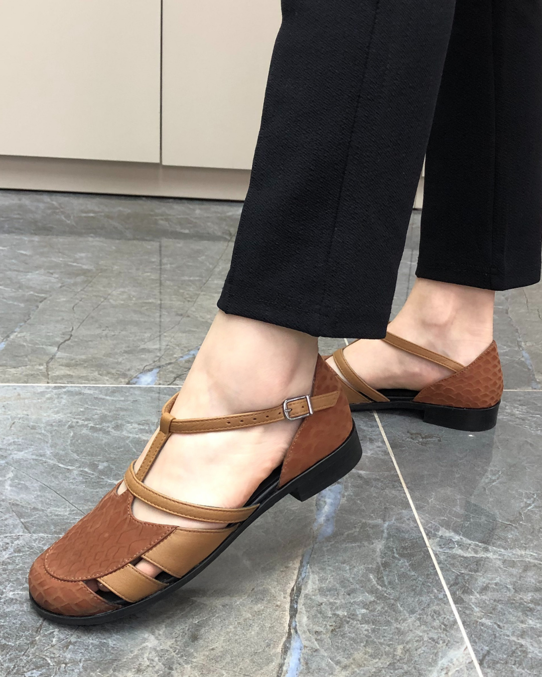 Harper %100 Deri El Yapımı Kadın Sandalet