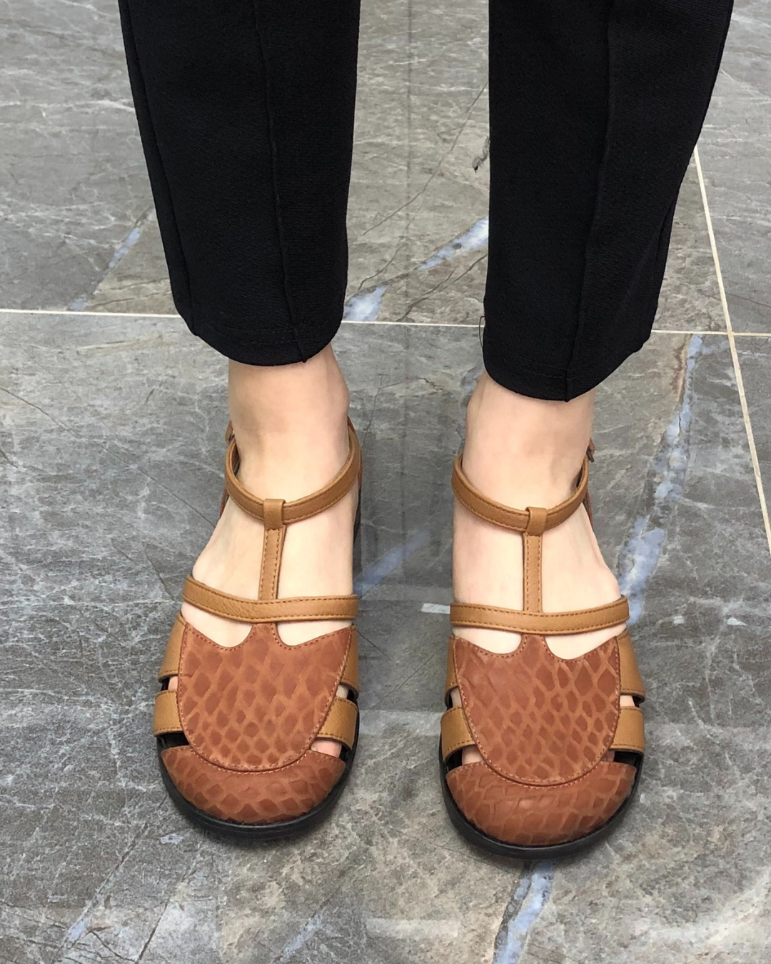 Harper %100 Deri El Yapımı Kadın Sandalet