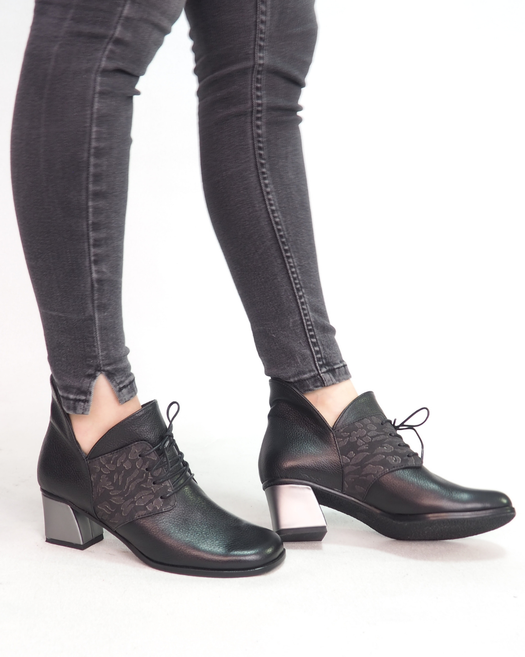 Dawn %100 Deri El Yapımı Kadın Bot