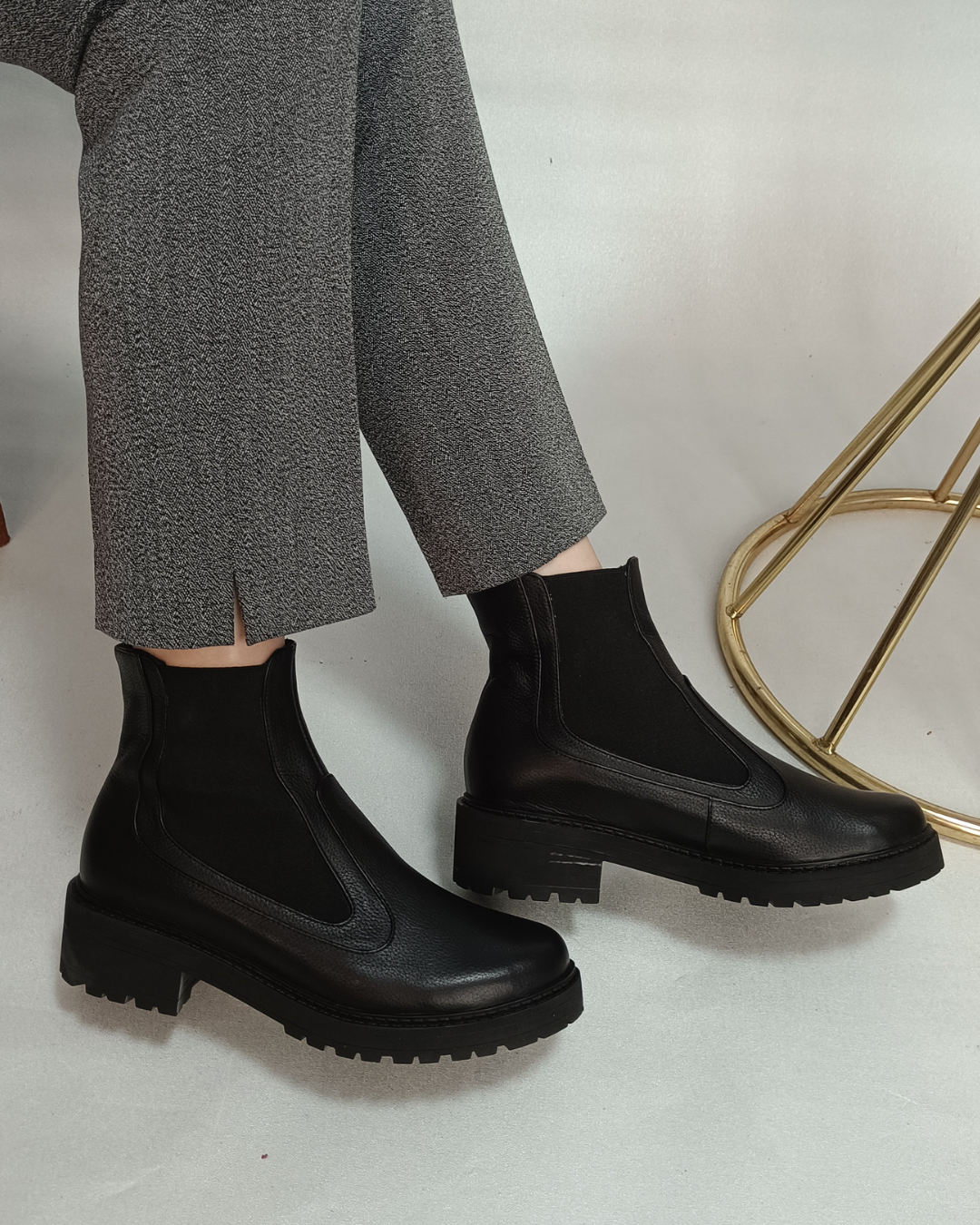 Holly %100 Deri El Yapımı Chelsea Tarzı Kadın Bot