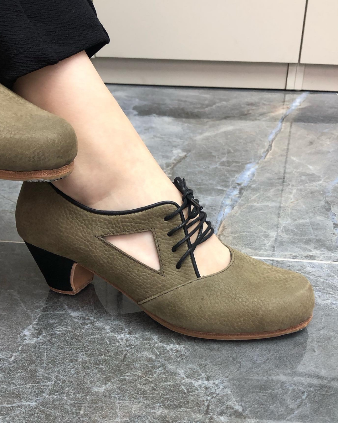 Emillia %100 Deri El Yapımı Flamenko Ayakkabı